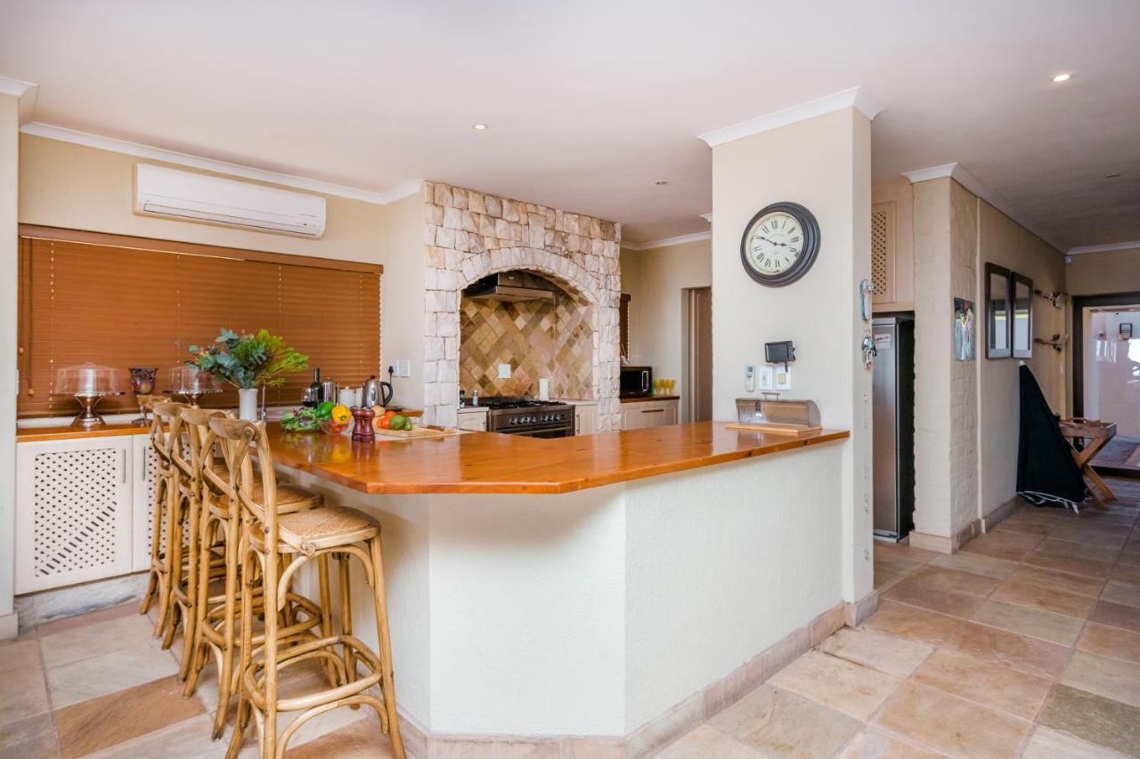 Ferienwohnung Whale Waters Self Catering Gansbaai De Kelders Exterior foto